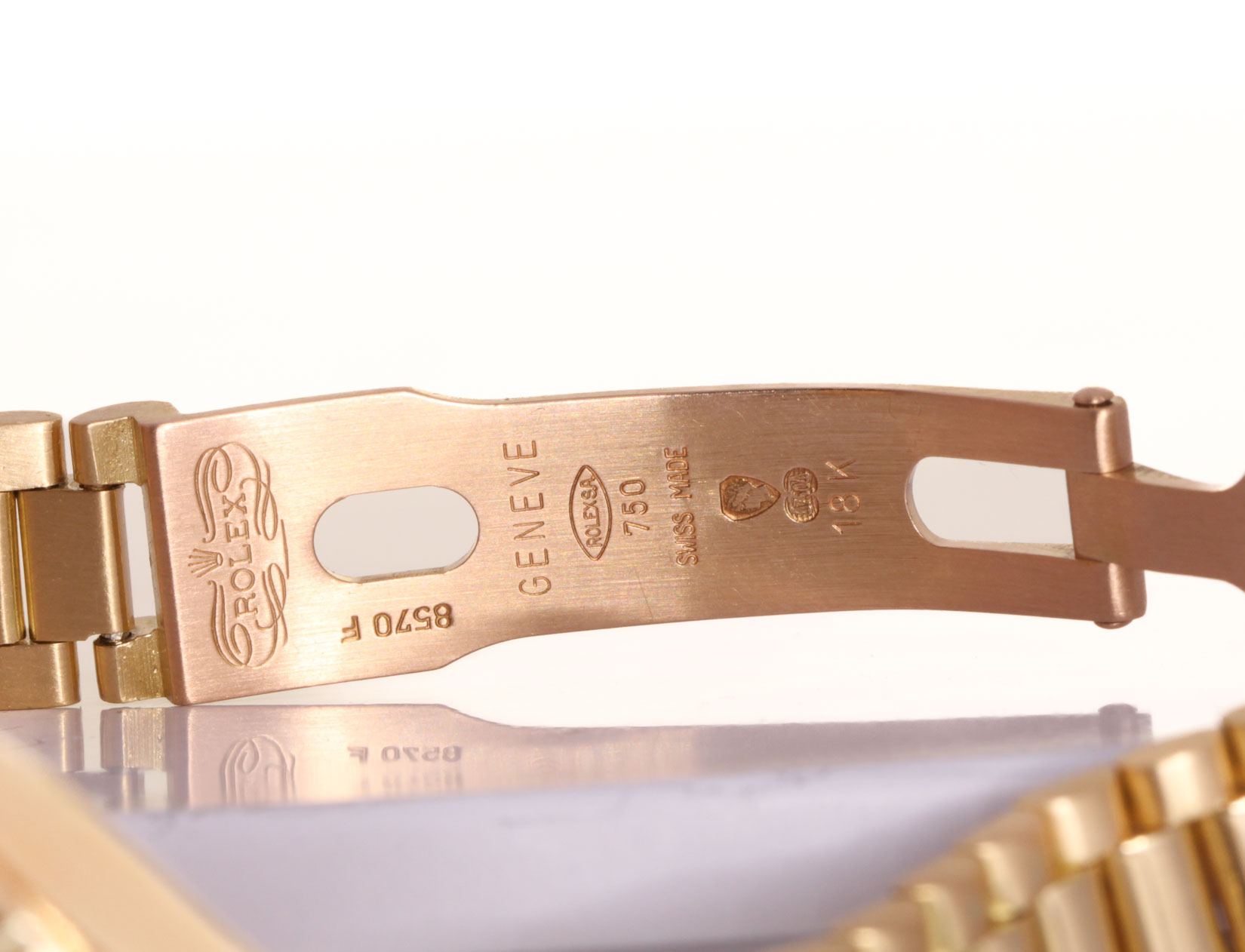 Rolex 69238 O.P. Lady Datejust, Factory Diamonds, 18Kt Yellow Gold, Rolex Box & Papers, 1992