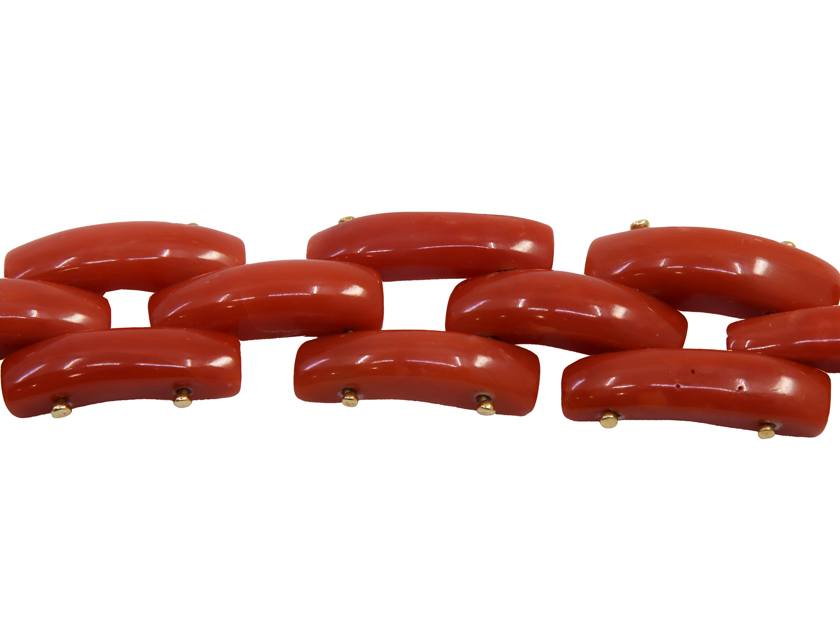 Bracciale in oro giallo a titolo 750/°°° (18 carati) con corallo dal peso complessivo di grammi 21.20