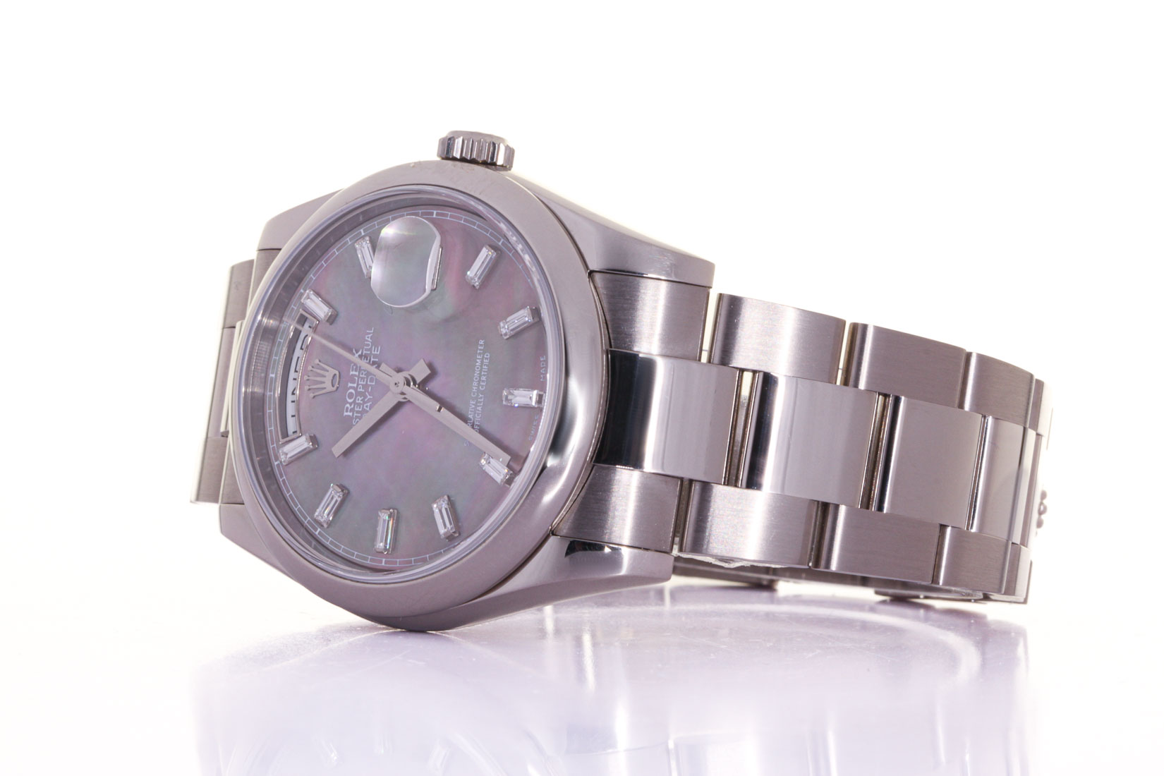 Rolex 118209 Day Date, Mother Of Pearl Diamonds,  18 kt white Gold, Rolex Warranty, Our Box, 09/2005