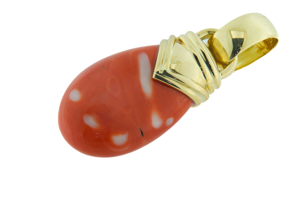 Pendente in Corallo con oro giallo 18ct e Brillanti, tot.gr. 29.6