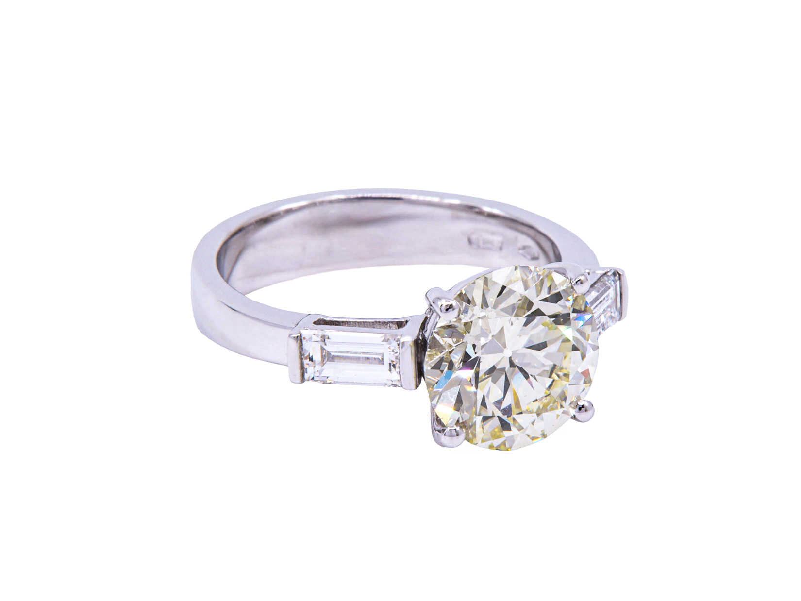 Anello con Brillante Naturale circa ct 3.00 taglio antico oro 18kt 