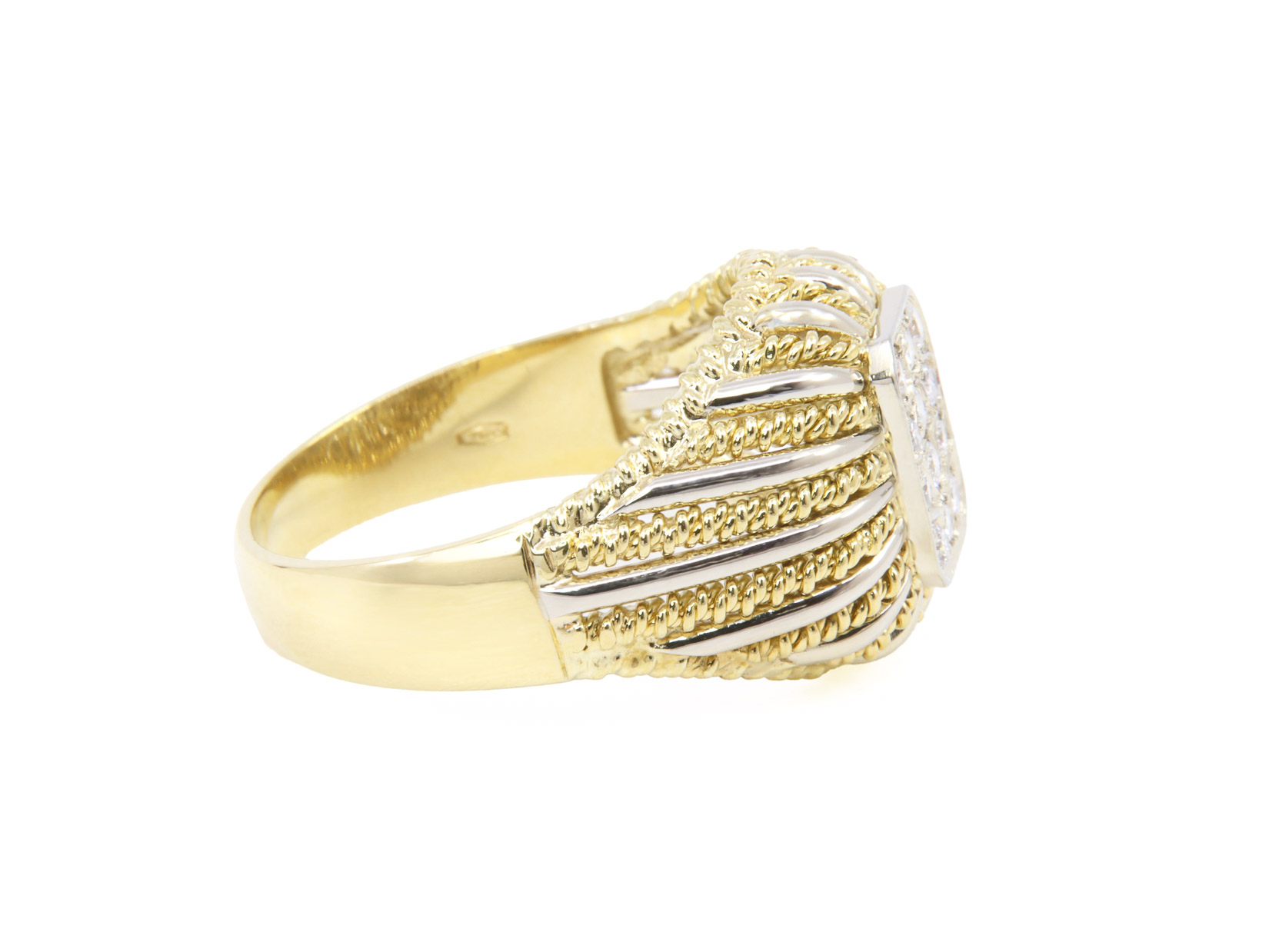 Lotto anello oro giallo 18kt con piccoli brillantiGr. 7,4 Ad euro 52,15 grammo