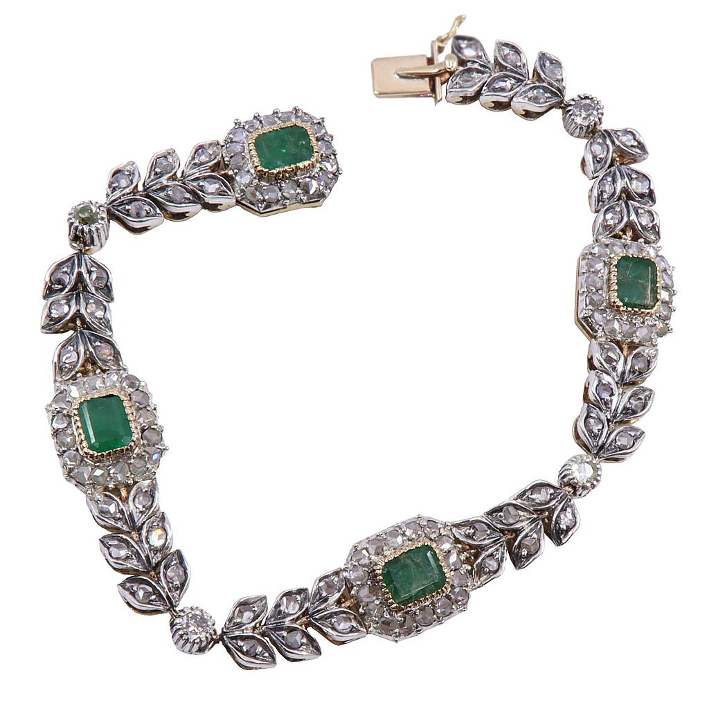 Bracciale stile antico - Brillanti e pietre verdi, oro 9kt e argento, peso totale 21,9 gr
